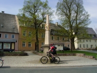 Posts&#228;ule mit wem denn da wohl davor