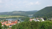 Ausblick nach der Schinderei den Wiesenpfad hinauf von Heringhausen